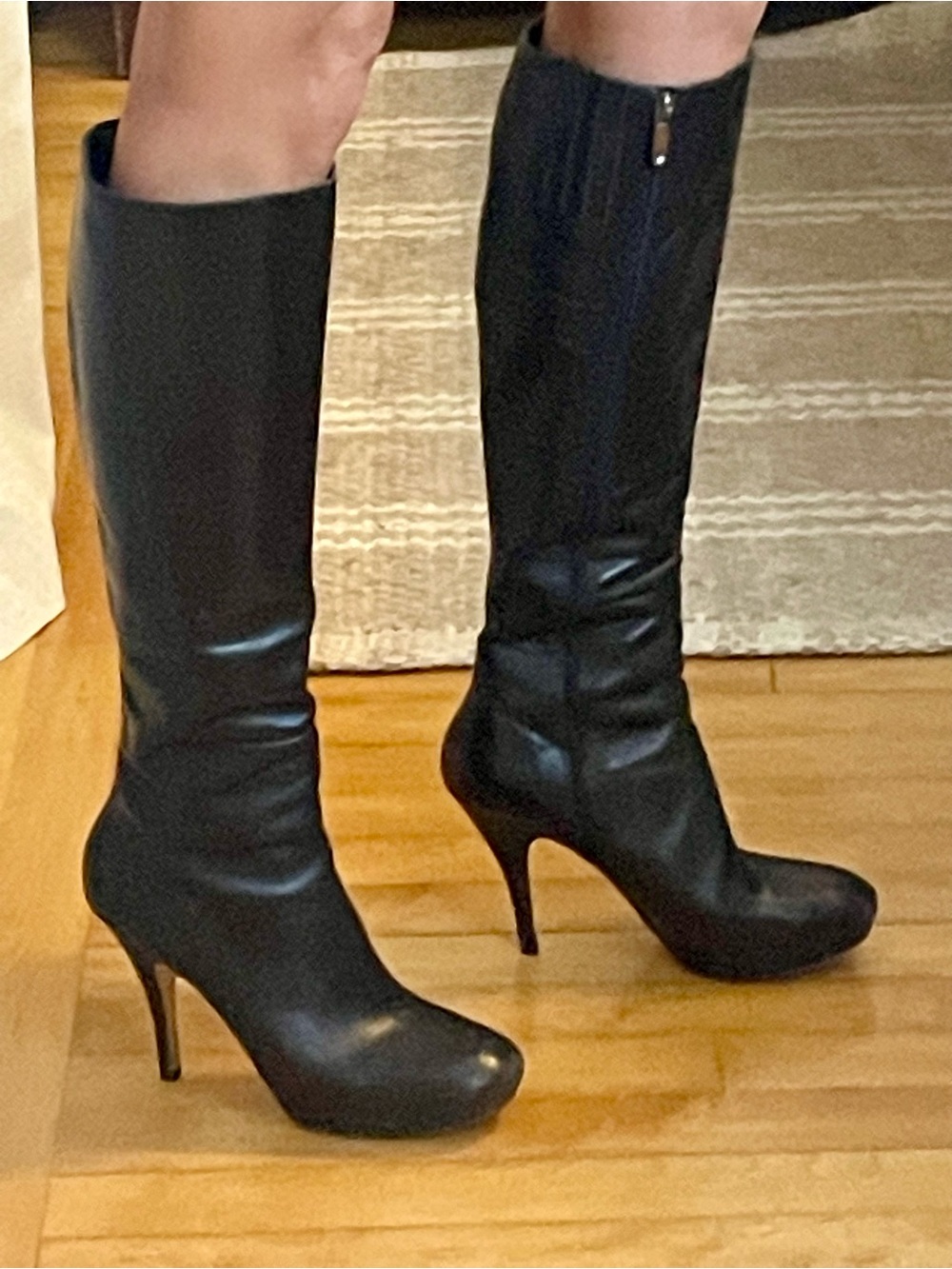 Via Spiga Women's 6.5M Black 100% Leather Knee-High Stiletto Boots